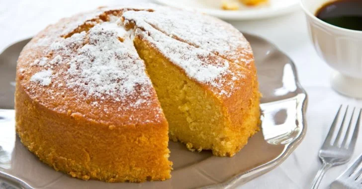 The Pros and Cons of Classic Butter Cakes